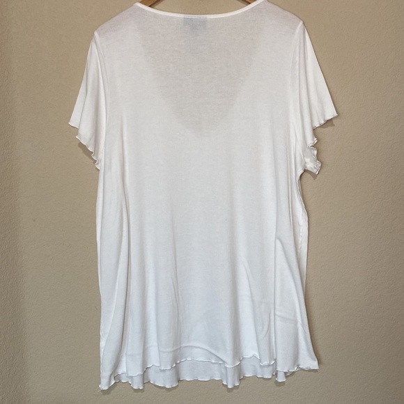 Modcloth Flutter Lettuce Hem Ribbed V-Neck White Shirt 2X - Picture 2 of 12